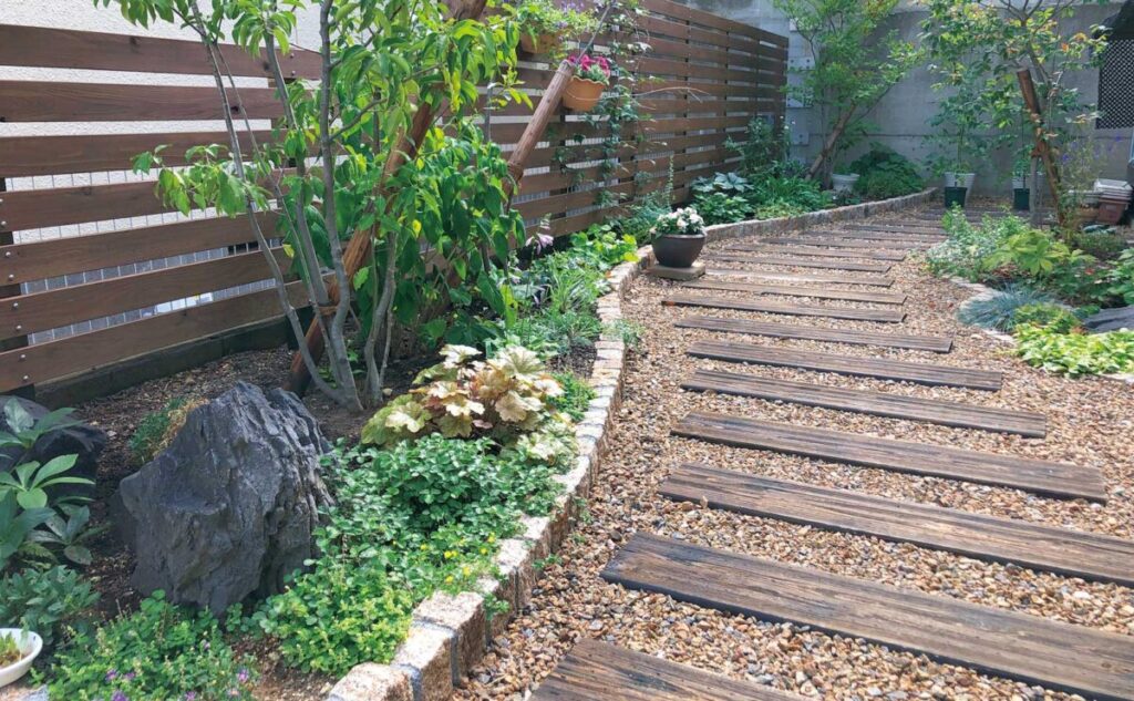アクセントのある和風花壇