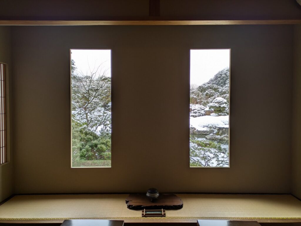 足立美術館の生掛軸写真